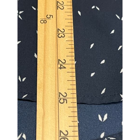 Banana Republic Classic Fit Oversized Button Up Top Drapey Abstract Blue Small - Picture 12 of 13